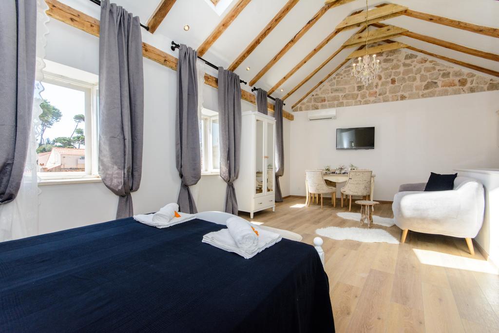 Finest Apartment *
