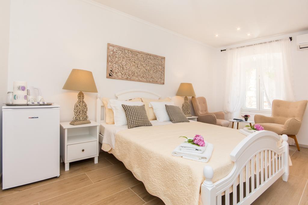 Finest Apartment